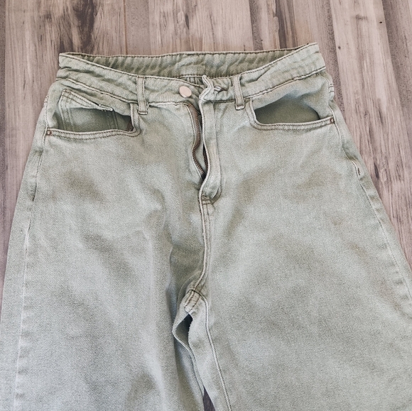 Wide Leg Jeans - Picture 3 of 6